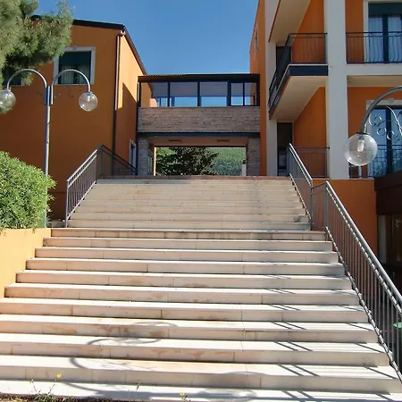 Отель Pozzo Cavo